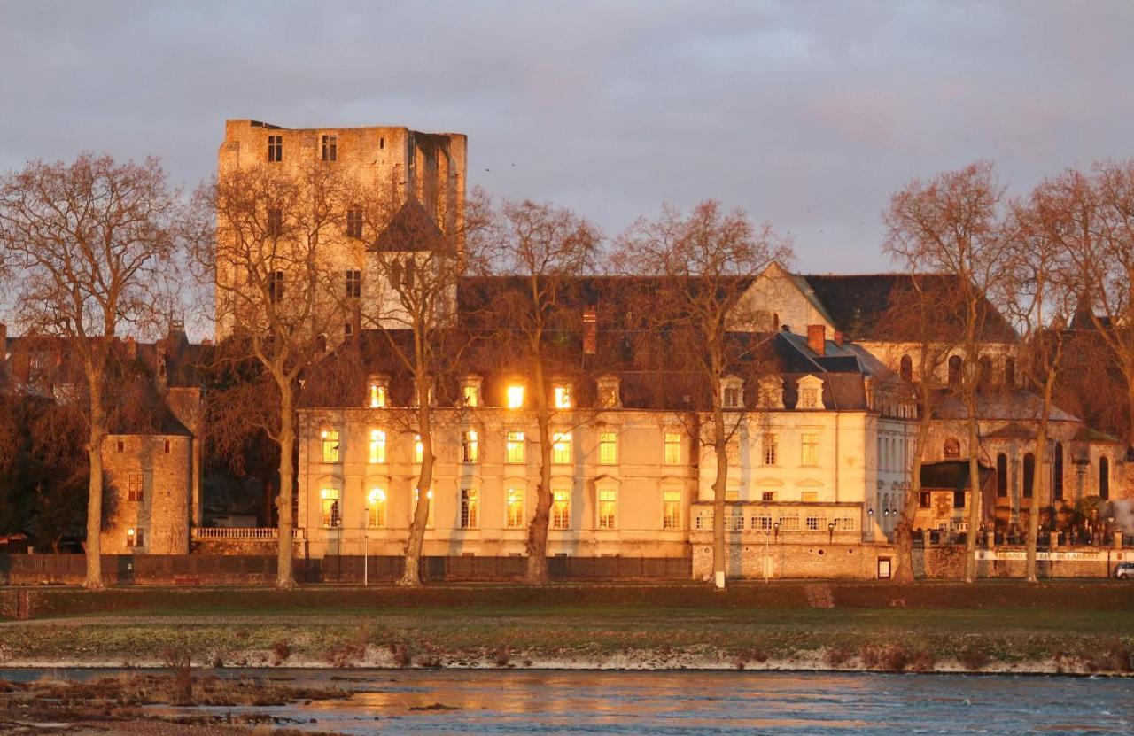 Grand Hotel De L'Abbaye Beaugency Exteriér fotografie