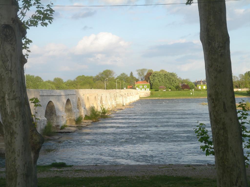 Grand Hotel De L'Abbaye Beaugency Exteriér fotografie
